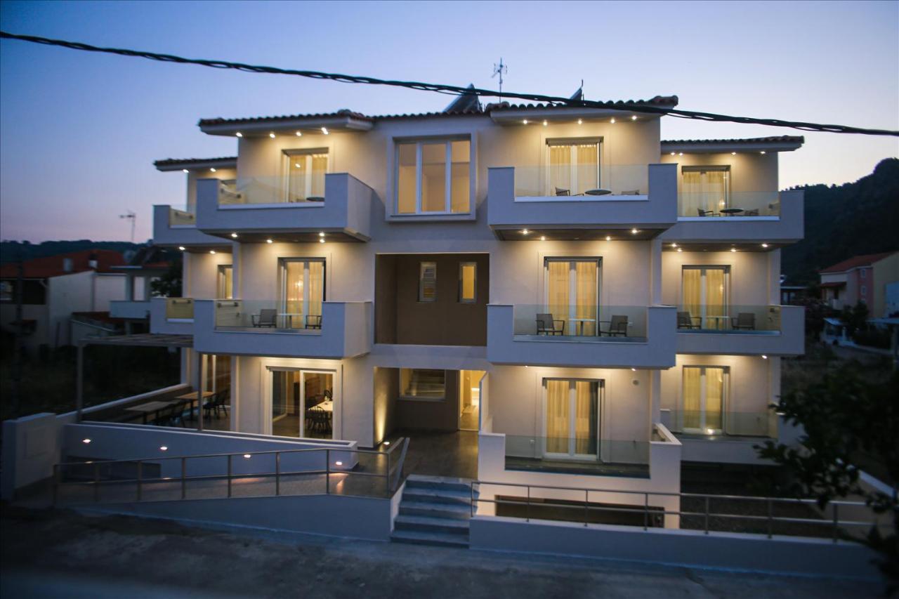 Verano Apartments Agia Anna  Exterior photo